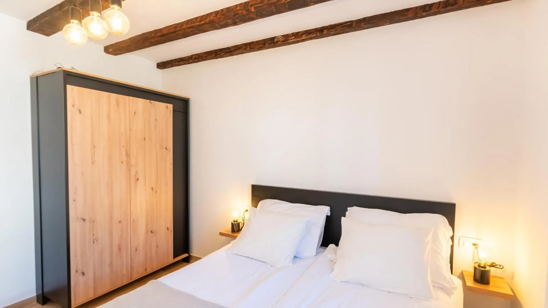 Appartamento Basic Old House Vir