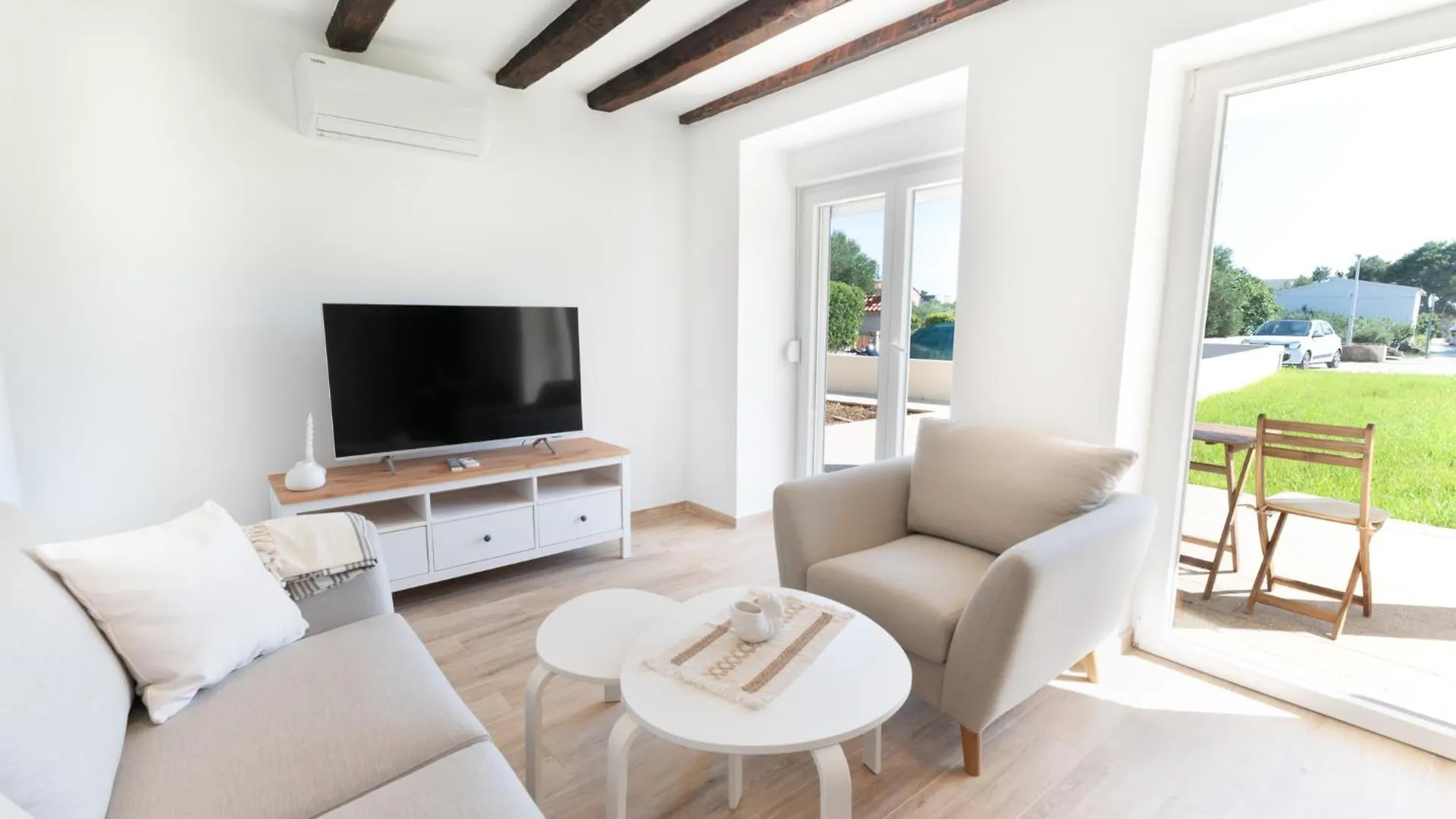 Appartamento Basic Old House Vir Croazia