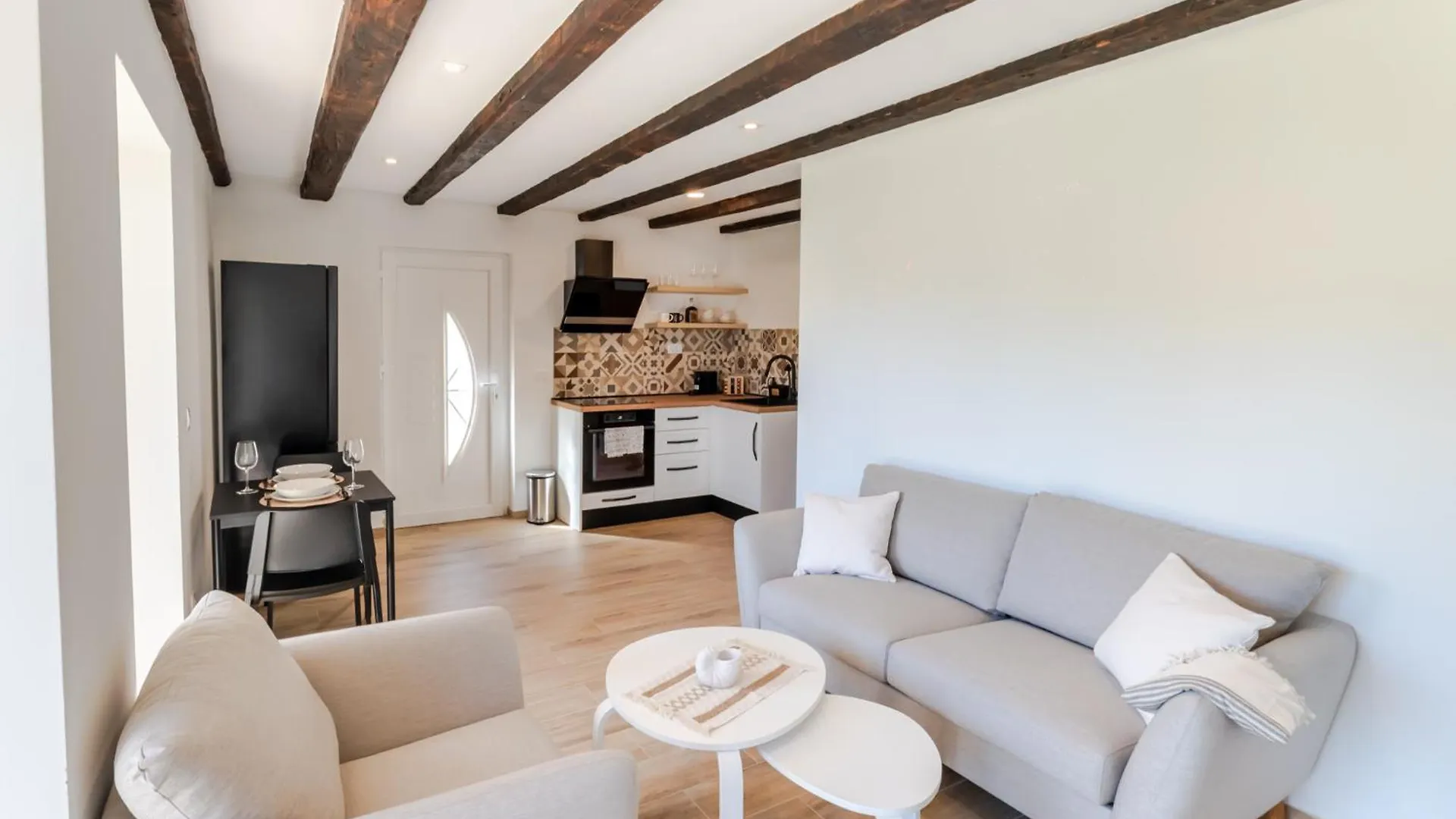 Appartamento Basic Old House Vir