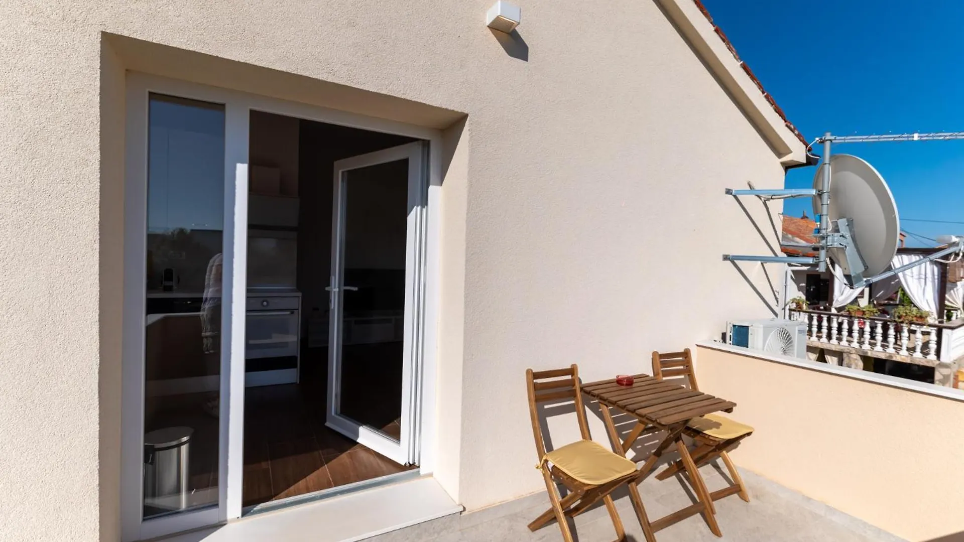 Appartamento Basic Old House Vir